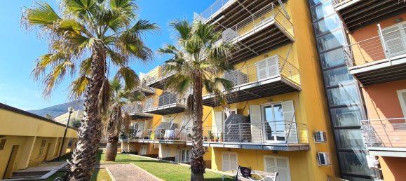 2-salle Appartement à Albenga, Italy No. 272378 18