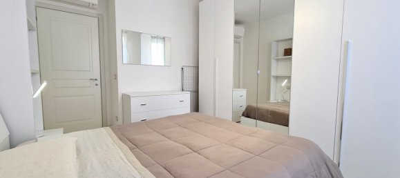 2-salle Appartement à Albenga, Italy No. 272378 8