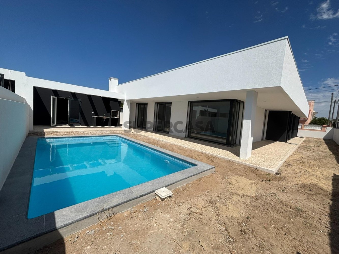 Villa de 4 dormitorios en Quinta do Conde, Portugal No. 282964