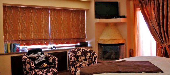 5 bedrooms Villa in Palaia Fokaia, Greece No. 7071 10