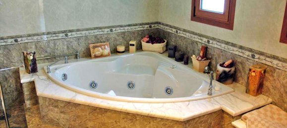 5 bedrooms Villa in Palaia Fokaia, Greece No. 7071 17