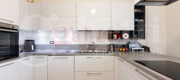 Apartamento T3 em Milan, Italy N.º 246192 10