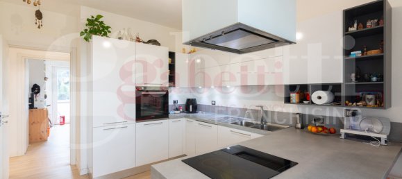 Apartamento T3 em Milan, Italy N.º 246192 11