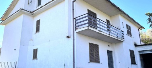 4 Schlafzimmer Haus in Arpino, Italy, Nr. 92567 27