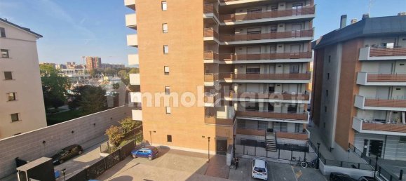 2 Schlafzimmer Penthouse in Sesto San Giovanni, Italy, Nr. 56303 10