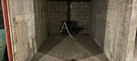 11m² Parking in Paris, France No. 188837 2