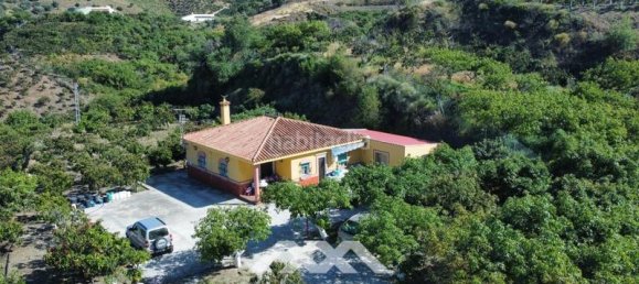 Дом с 3 спальнями в Бенамокарра, Испания № 56429 4