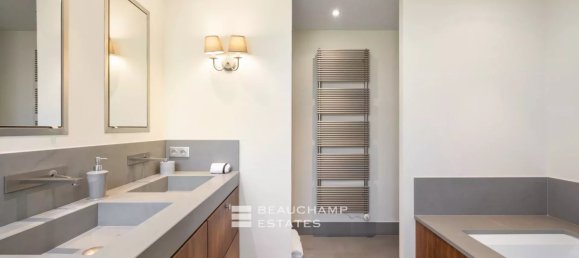 5 bedrooms Villa in Cannes, France No. 295456 6