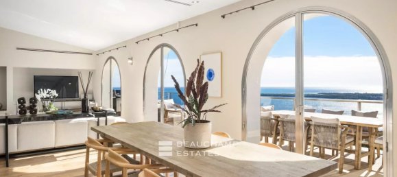 5 bedrooms Villa in Cannes, France No. 295456 4