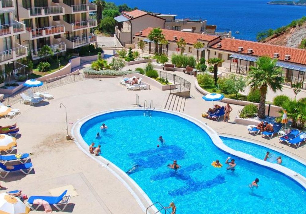 47m² Apartment in Przno, Montenegro No. 1705