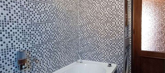 3 rooms Apartment in Cirié, Italy No. 133545 9