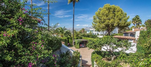 4 bedrooms House in L'Albir, Spain No. 12967 4