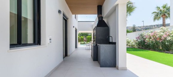 4 غرف نوم منزل في Alicante, Spain رقم 155212 21