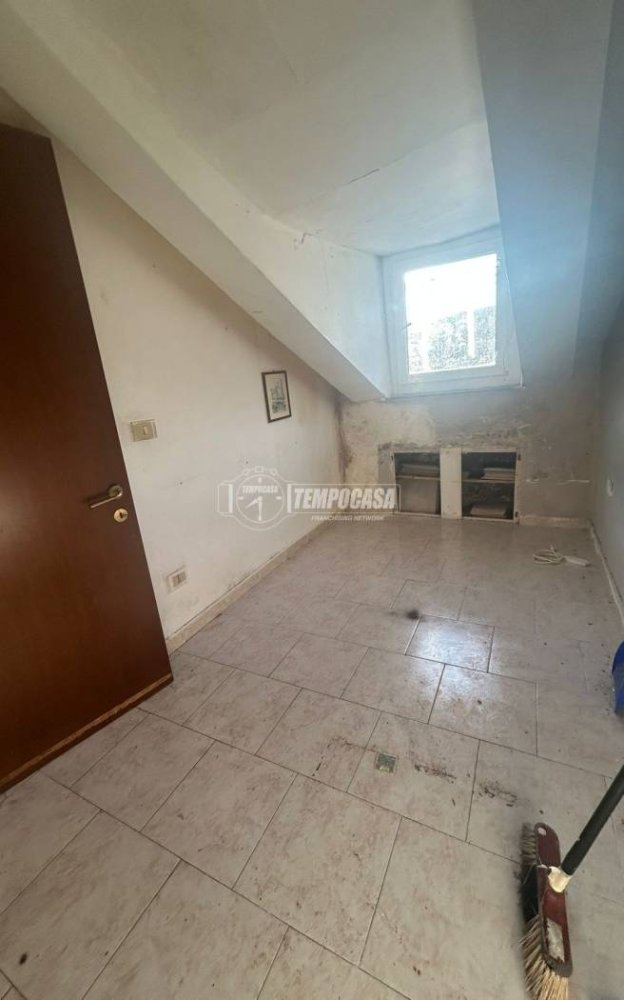 1 bedroom Apartment in Turin, Italy No. 307289