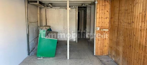 Коммерческая недвижимость с 1 комнатой в Рим, Италия № 258285 2