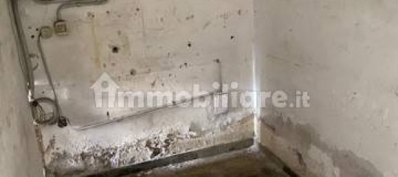 Коммерческая недвижимость с 1 комнатой в Рим, Италия № 258285 8