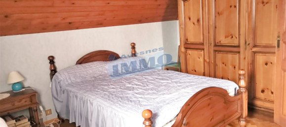 3 bedrooms House in Frevent, France No. 100116 7