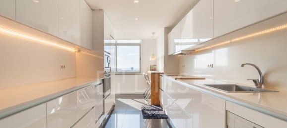 4 Schlafzimmer Wohnung in Porto, Portugal, Nr. 322126 10