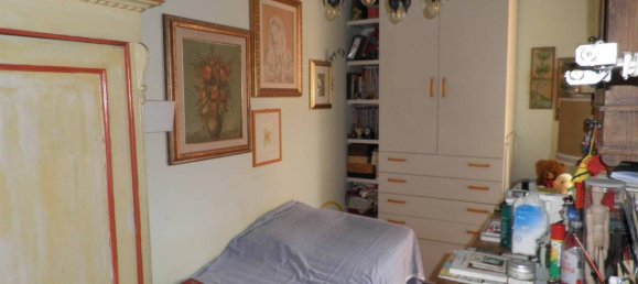 2 Schlafzimmer Wohnung in Florence, Italy, Nr. 323132 9