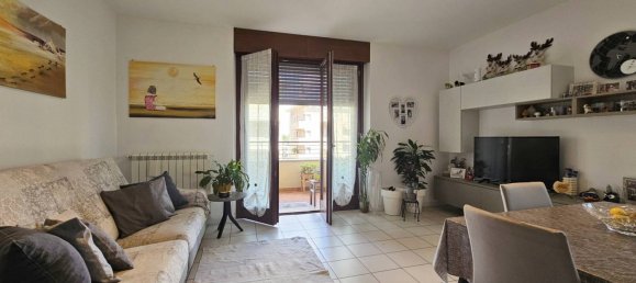 2 bedrooms Apartment in Pregnana Milanese, Italy No. 369943 5