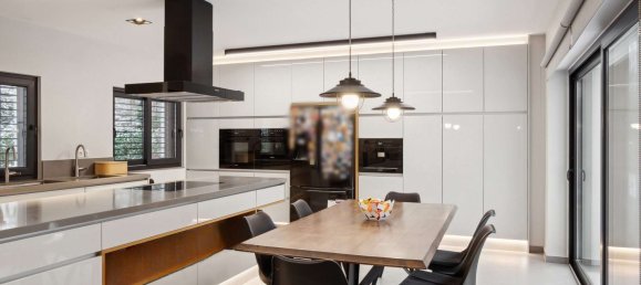 4 غرف نوم قلاع في Zehlendorf, Germany رقم 36217 6