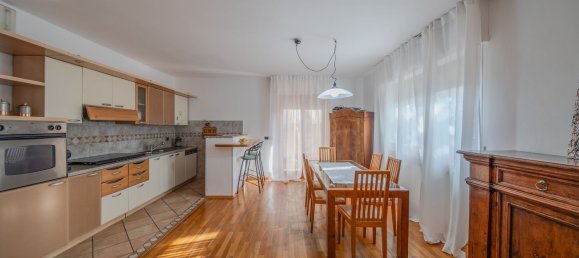 6 rooms House in Capolona, Italy No. 129965 3