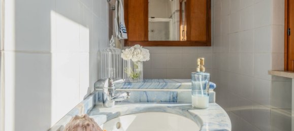 6 rooms House in Capolona, Italy No. 129965 10