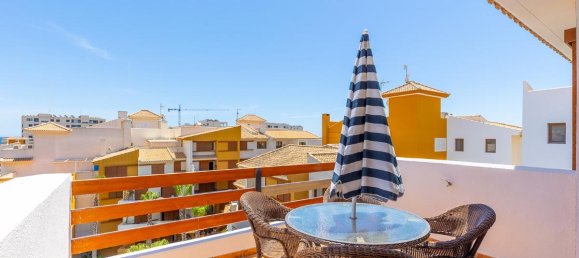 Пентхаус с 2 спальнями в Пунта Прима, Испания № 13705 2