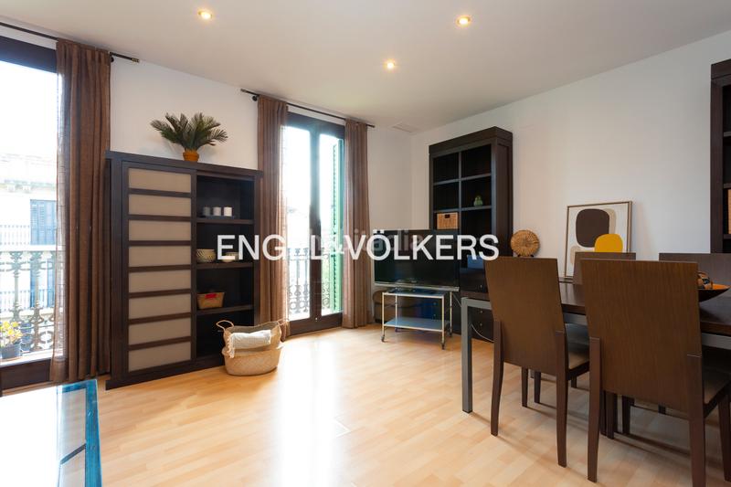 Apartamento T3 em Eixample, Spain N.º 230751