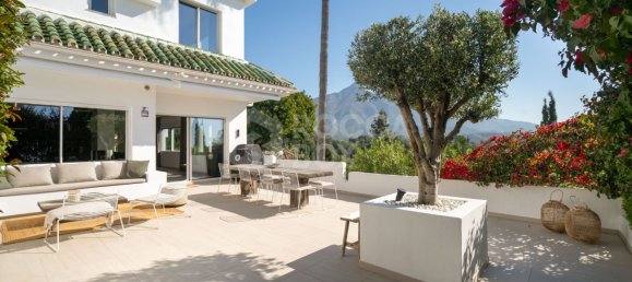 4 bedrooms Townhouse in Marbella, Spain No. 103437 5