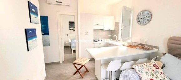 Пентхаус с 2 спальнями в Комаккьо, Италия № 108960 3