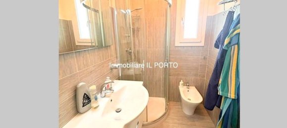 Пентхаус с 2 спальнями в Комаккьо, Италия № 108960 15