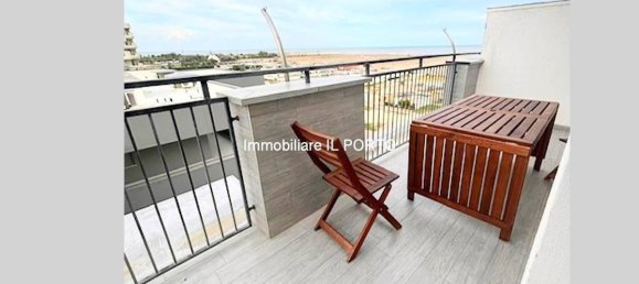 Пентхаус с 2 спальнями в Комаккьо, Италия № 108960 10