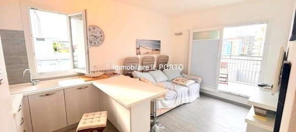 Пентхаус с 2 спальнями в Комаккьо, Италия № 108960 7