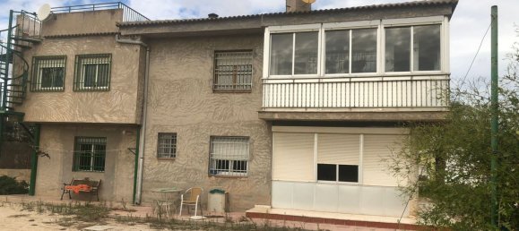 Casa de 4 dormitorios en Petrer, Spain No. 152288 6