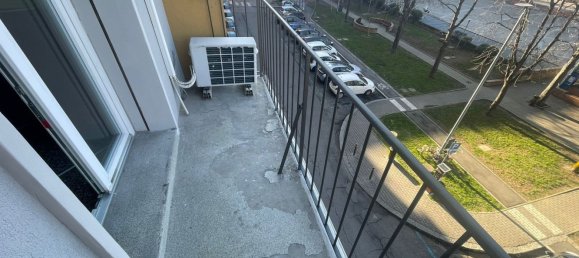 5 rooms Apartment in Bologna, Italy No. 24922 31