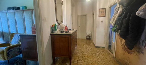 5 rooms Apartment in Bologna, Italy No. 24922 24