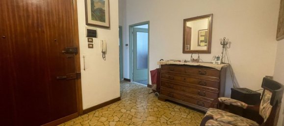 5 rooms Apartment in Bologna, Italy No. 24922 32