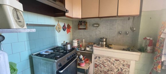 5 rooms Apartment in Bologna, Italy No. 24922 27