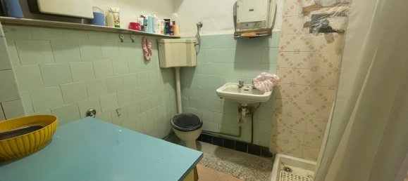 5 rooms Apartment in Bologna, Italy No. 24922 16