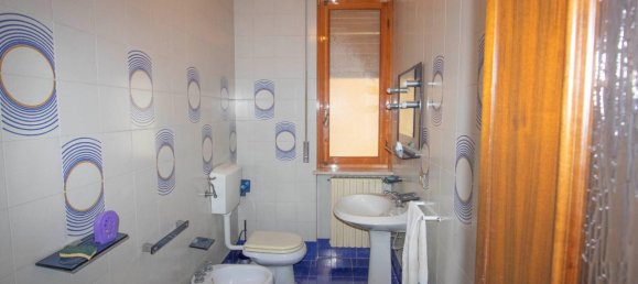 9 rooms House in Trino, Italy No. 41022 9