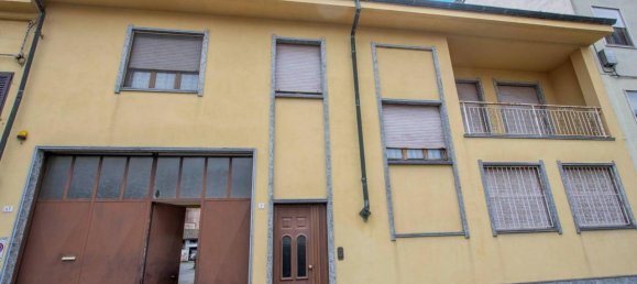 9 rooms House in Trino, Italy No. 41022 15