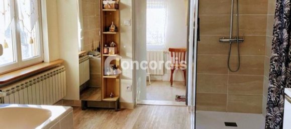 4 bedrooms House in Maxeville, France No. 329443 9