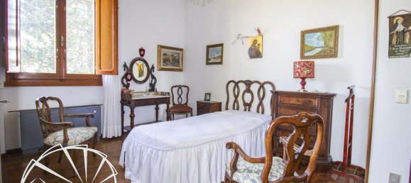 6 rooms Villa in Montemurlo, Italy No. 21813 9