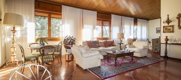 6 rooms Villa in Montemurlo, Italy No. 21813 10