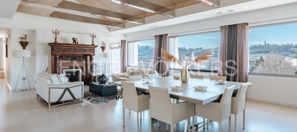 3 Schlafzimmer Villa in Conegliano, Italy, Nr. 105553 2