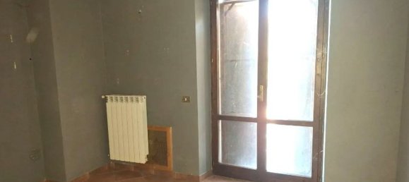 7 rooms Apartment in Gualdo Tadino, Italy No. 45875 9