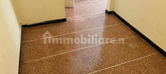 2 Schlafzimmer Wohnung in Genoa, Italy, Nr. 329868 3