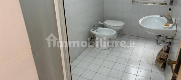 2 Schlafzimmer Wohnung in Genoa, Italy, Nr. 329868 30