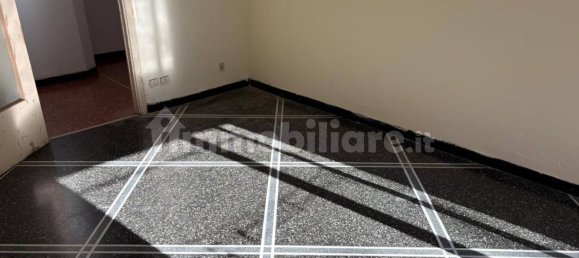 2 Schlafzimmer Wohnung in Genoa, Italy, Nr. 329868 13